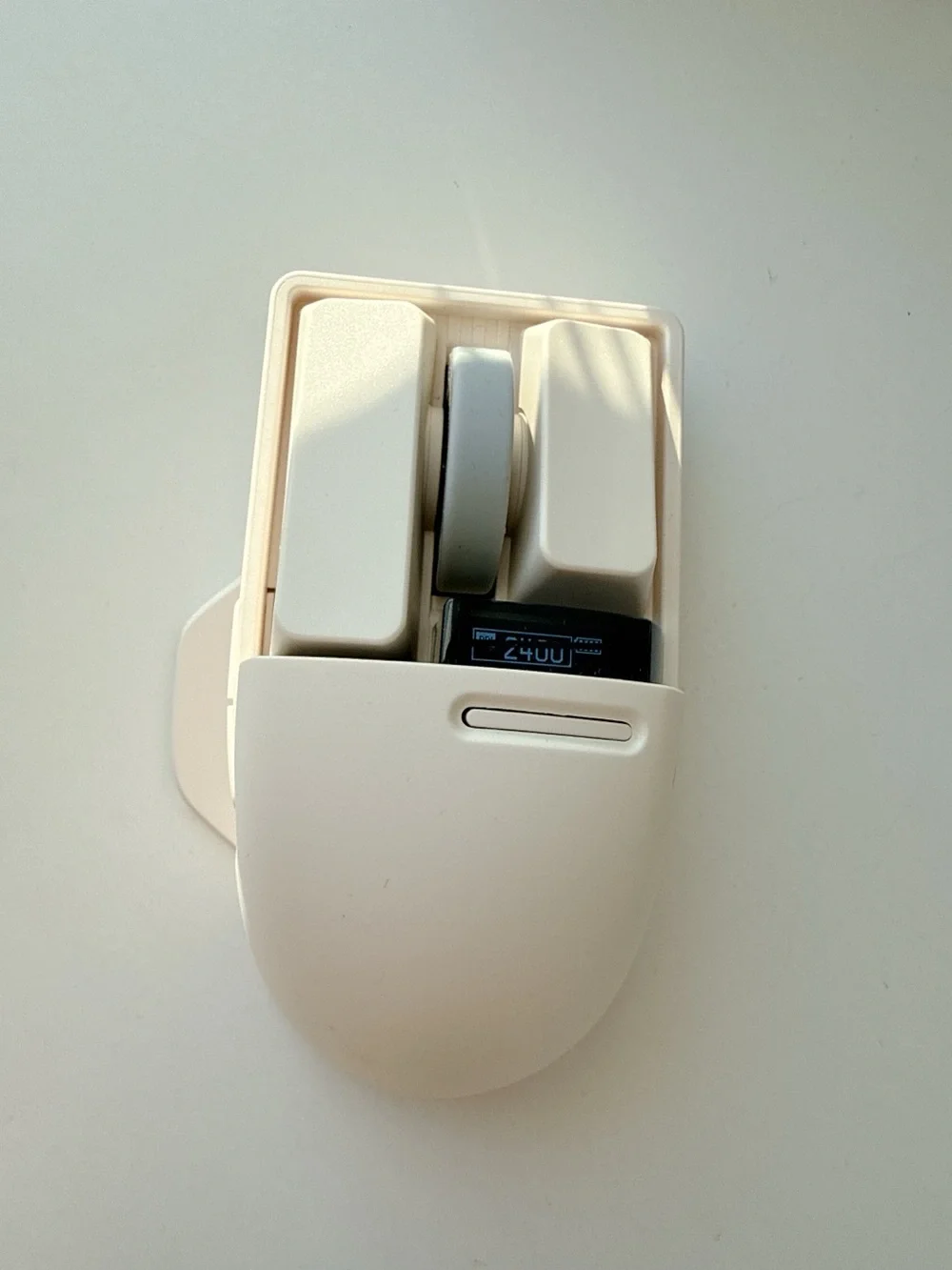 LOFREE Touch Wireless Mouse – OLED Display, Bluetooth/2.4G/USB-C, 4000 DPI, New